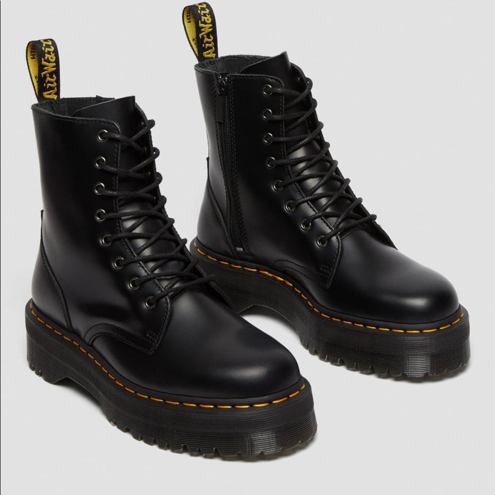 Dr. Marten JADON SMOOTH LEATHER PLATFORM BOOTS sz8